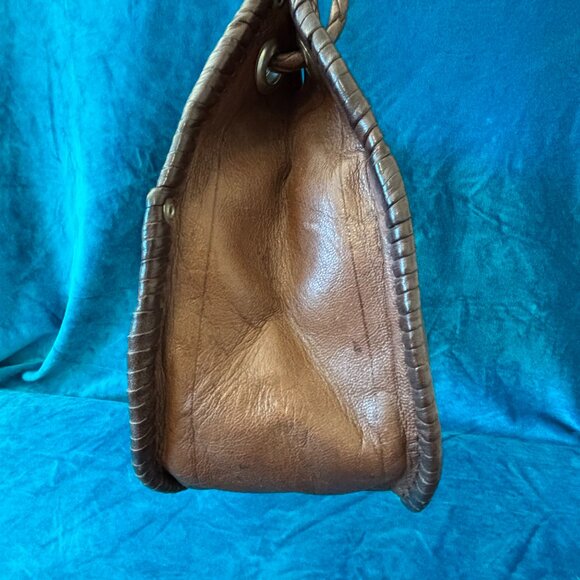 Southwestern Handmade Leather Shoulder Bag by Four Winds West - Conchos Pockets - Picture 5 of 12